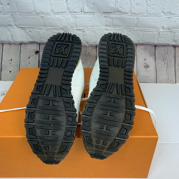 Louis Vuitton Run Away Sneaker - Picture 2 of 6